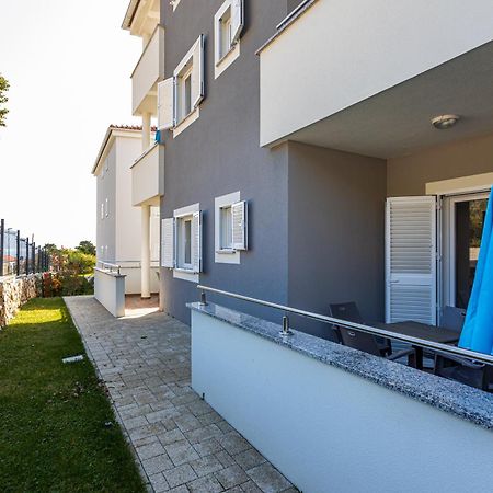 Apartments Crnekovic Tomislava 8A Baška Zewnętrze zdjęcie
