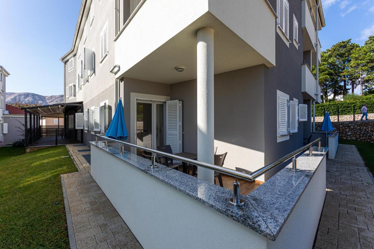 Apartments Crnekovic Tomislava 8A Baška Zewnętrze zdjęcie