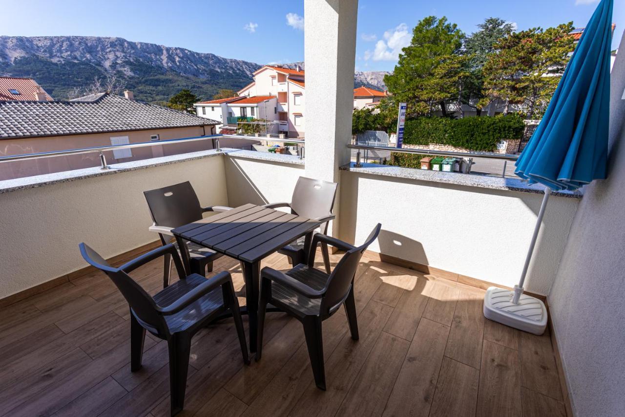 Apartments Crnekovic Tomislava 8A Baška Zewnętrze zdjęcie