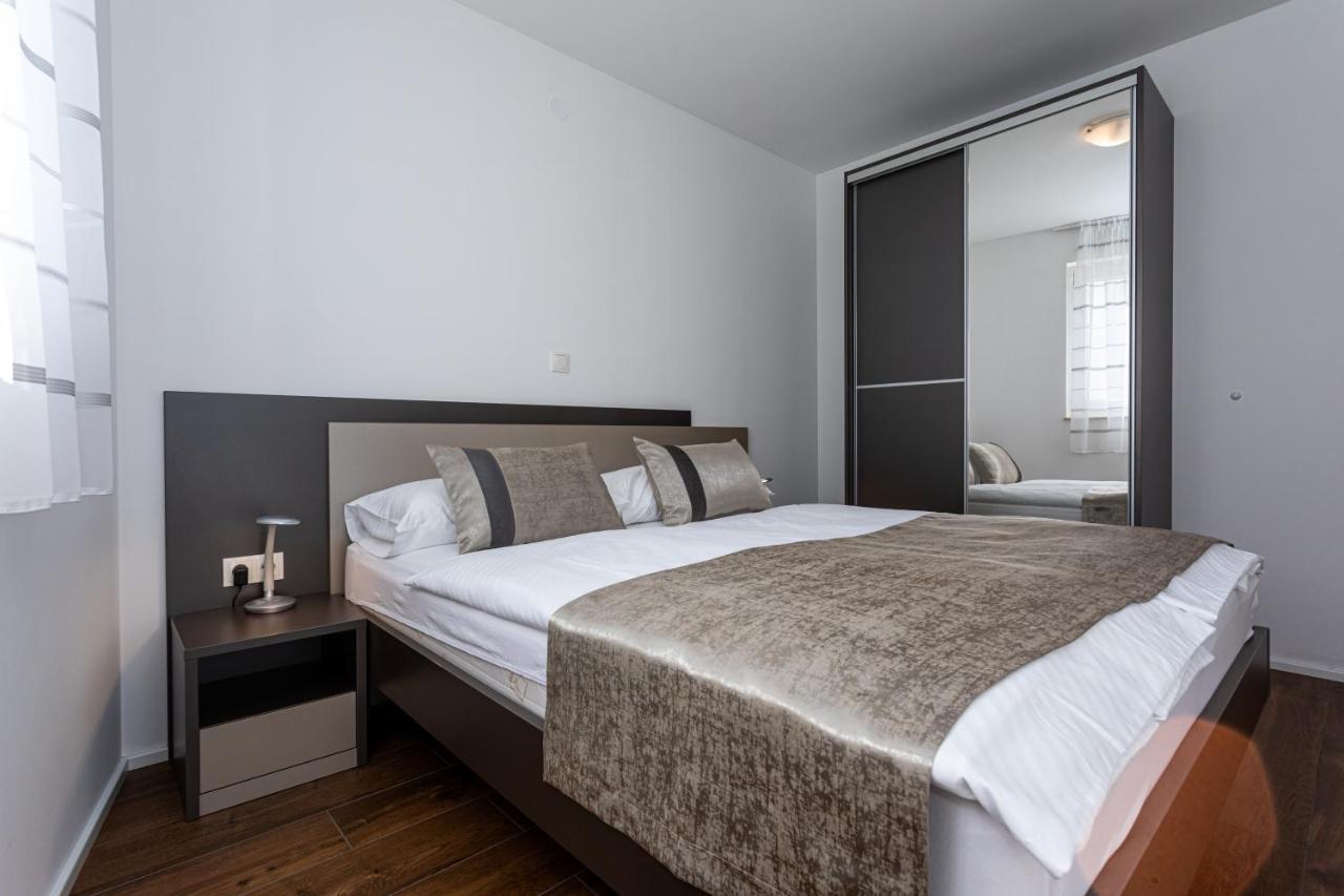 Apartments Crnekovic Tomislava 8A Baška Zewnętrze zdjęcie