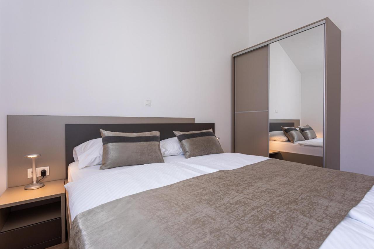 Apartments Crnekovic Tomislava 8A Baška Zewnętrze zdjęcie