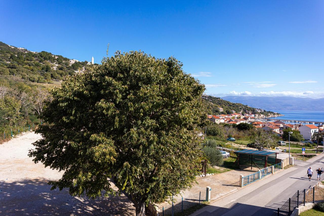 Apartments Crnekovic Tomislava 8A Baška Zewnętrze zdjęcie