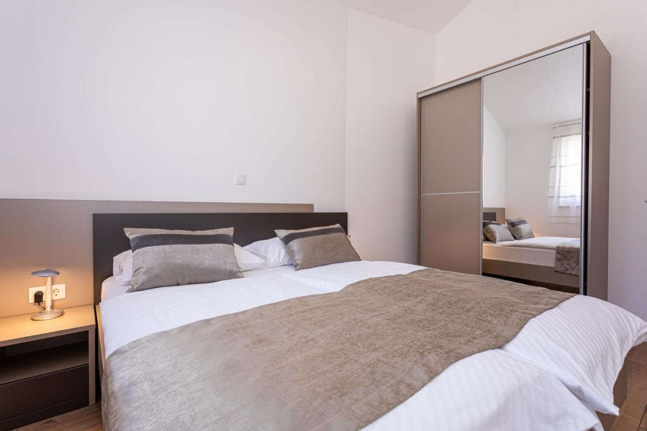 Apartments Crnekovic Tomislava 8A Baška Zewnętrze zdjęcie