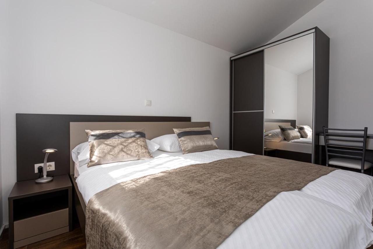 Apartments Crnekovic Tomislava 8A Baška Zewnętrze zdjęcie