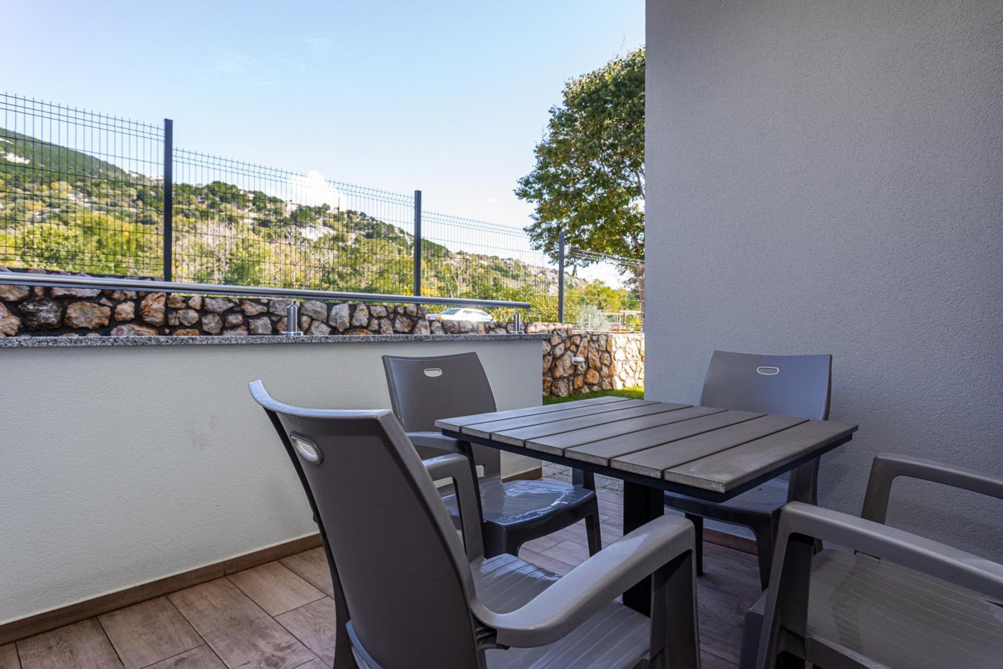 Apartments Crnekovic Tomislava 8A Baška Zewnętrze zdjęcie